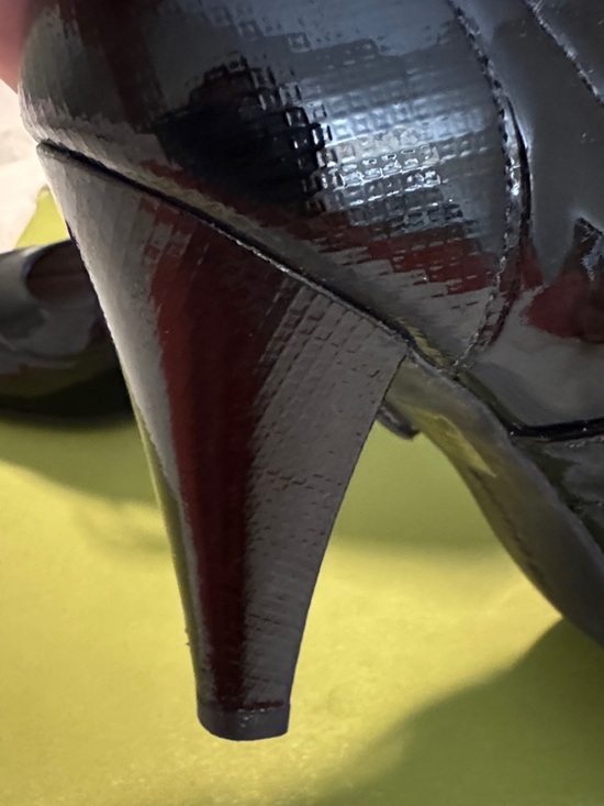 Gianni Bini Black Patent Mary Jane Heels - Women’s 6 - Picture 11 of 14